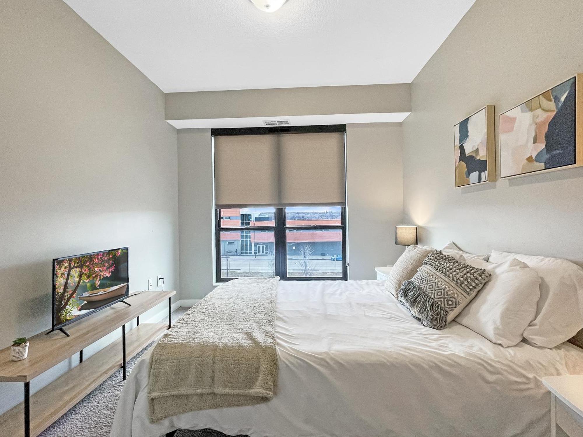 Large Downtown 2Br -Hot Tub-Downtown! Apartment Des Moines Exterior photo